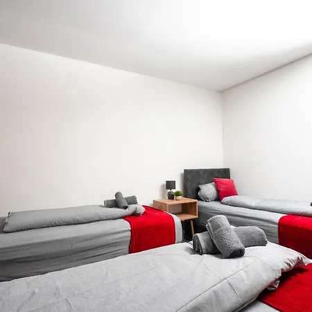 Serviceroom24 - Space In Wlan - Smart-tv - 24-7 Check-in Und Kueche