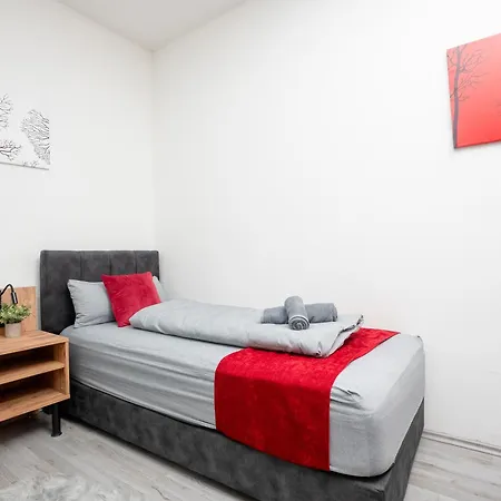 Serviceroom24 - Space In Wlan - Smart-tv - 24-7 Check-in Und Kueche Apartment *