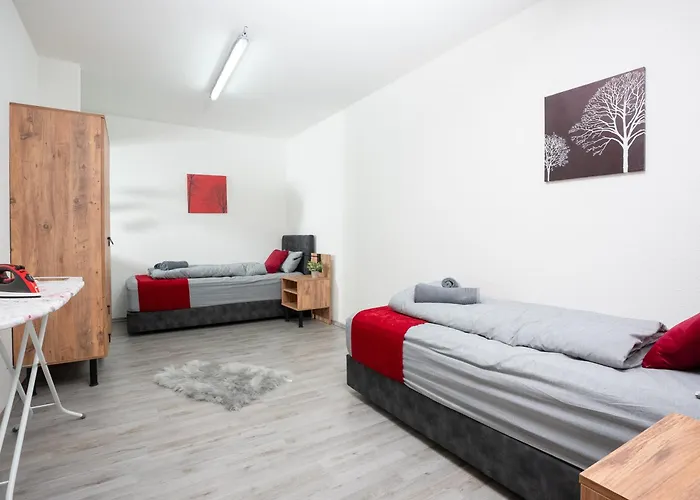 Serviceroom24 - Space In Wlan - Smart-tv - 24-7 Check-in Und Kueche *