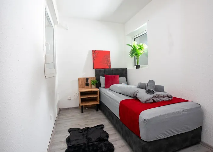 Serviceroom24 - Space In Wlan - Smart-tv - 24-7 Check-in Und Kueche Appartement *