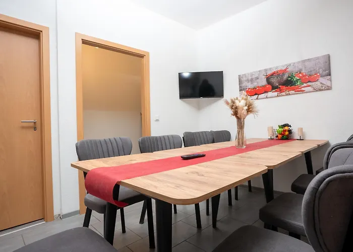 Serviceroom24 - Space In Wlan - Smart-tv - 24-7 Check-in Und Kueche Appartement *