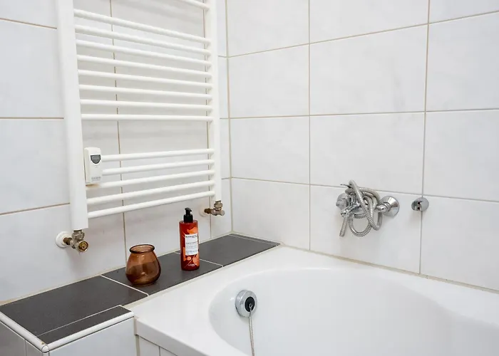 Serviceroom24 - Space In Wlan - Smart-tv - 24-7 Check-in Und Kueche Appartement